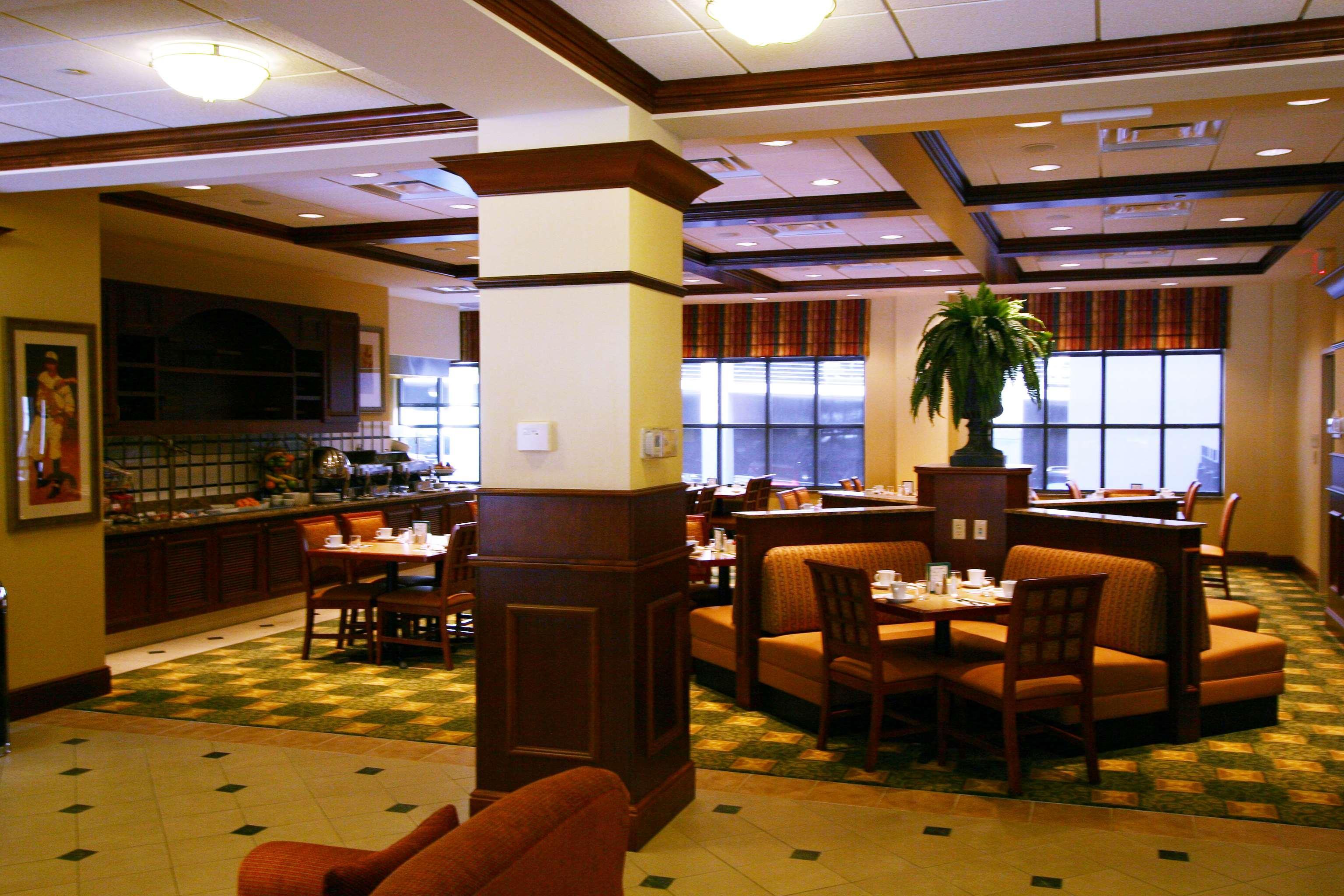 Hilton Garden Inn Bloomington Restaurante foto